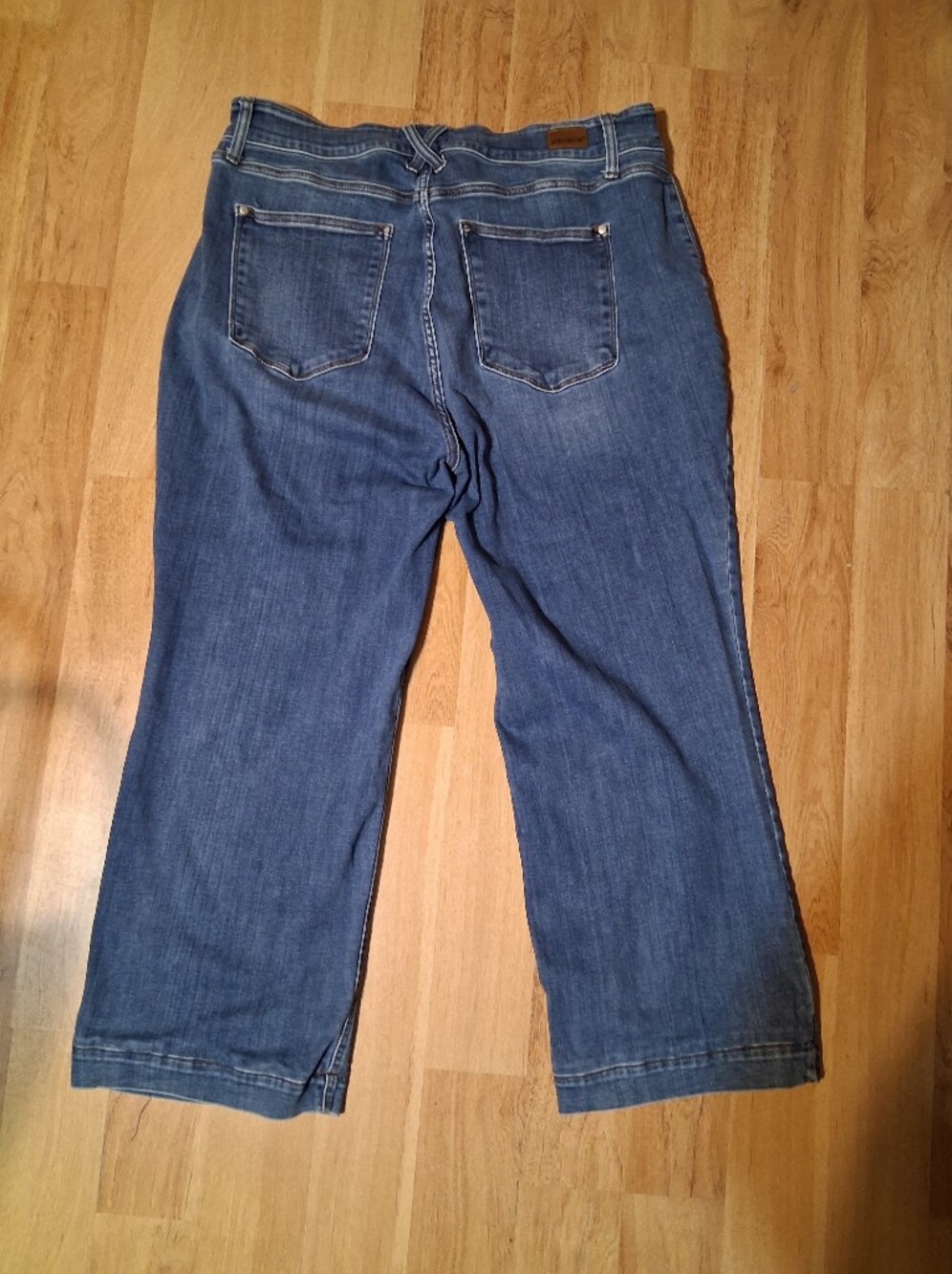 Judy Blue Medium Blue Flare Jeans - Picture 4 of 5